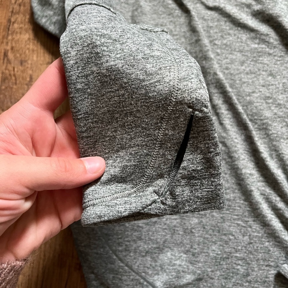 Athleta Long sleeve - Picture 3 of 4